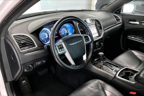 2011 Chrysler 300 Limited