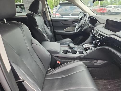 2022 Acura MDX Advance