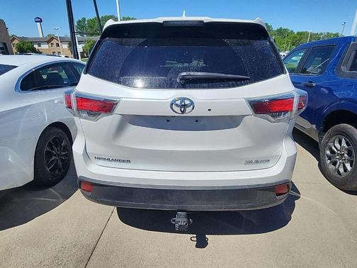 Blizzard Pearl 2016 Toyota Highlander XLE