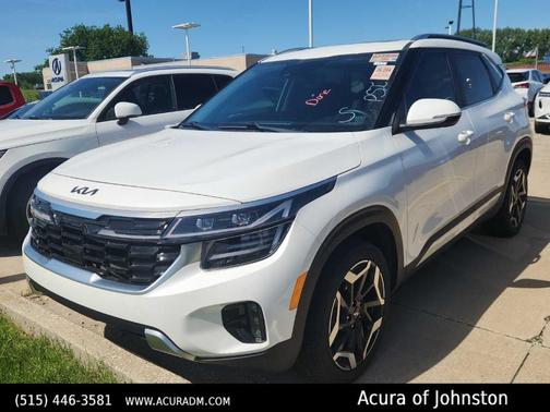 Snow White Pearl 2024 Kia Seltos SX