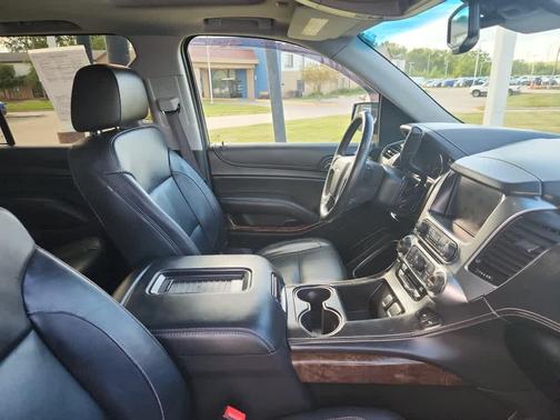 2016 Chevrolet Suburban LT