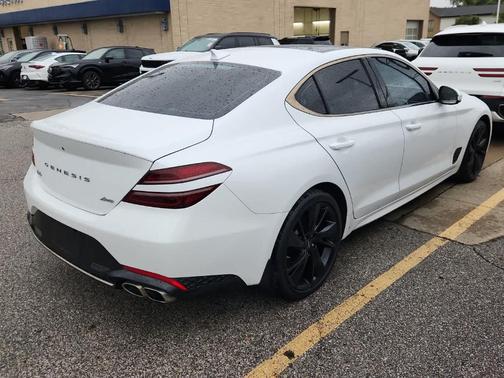 2023 Genesis G70 2.0T