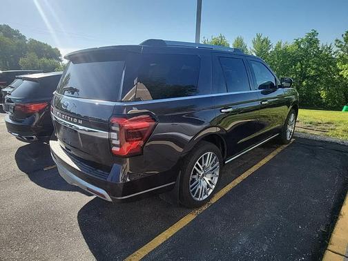 Dark Matter Gray Metallic 2024 Ford Expedition Limited