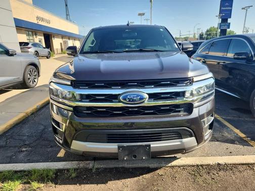 Dark Matter Gray Metallic 2024 Ford Expedition Limited
