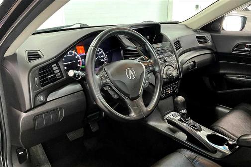 2013 Acura ILX 2.0L Technology