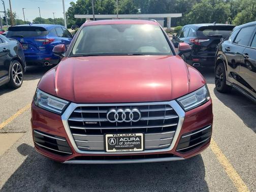 Matador Red Metallic 2019 Audi Q5 2.0T Premium