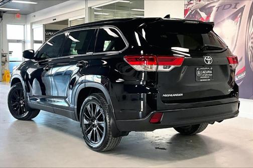 2019 Toyota Highlander SE