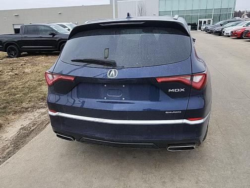 2022 Acura MDX Advance