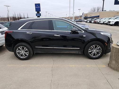 2023 Cadillac XT5 Premium Luxury