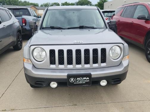 Billet Silver Metallic Clearcoat 2017 Jeep Patriot Sport