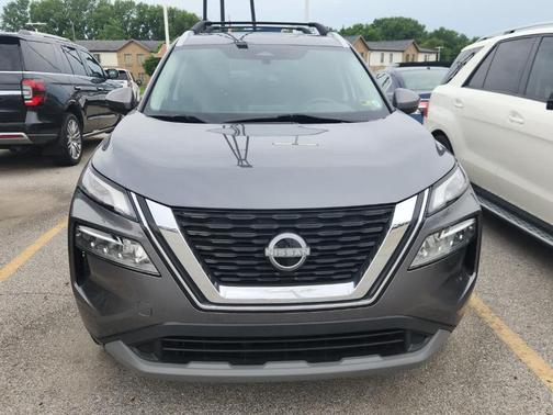 Gun Metallic 2022 Nissan Rogue SV