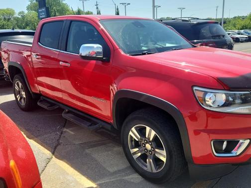 Red 2016 Chevrolet Colorado LT