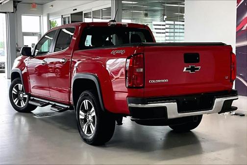 Red 2016 Chevrolet Colorado LT
