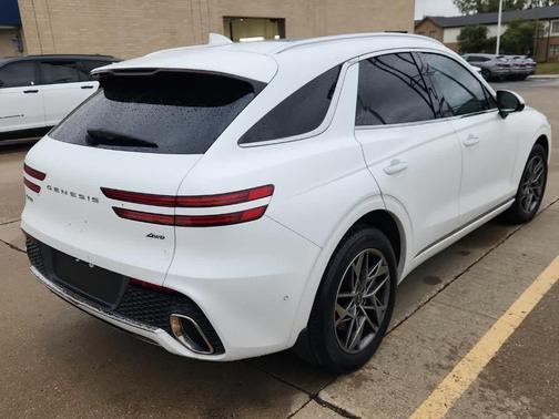 2023 Genesis GV70 2.5T