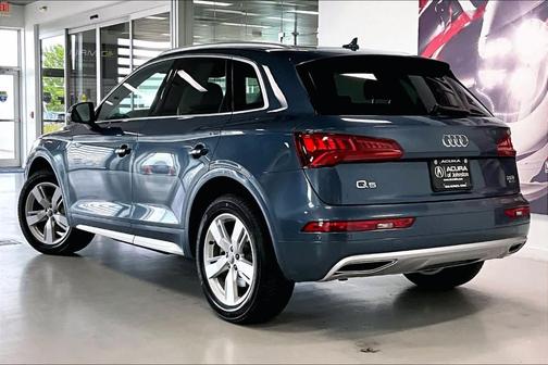 Utopia Blue Metallic 2018 Audi Q5 2.0T Tech Premium