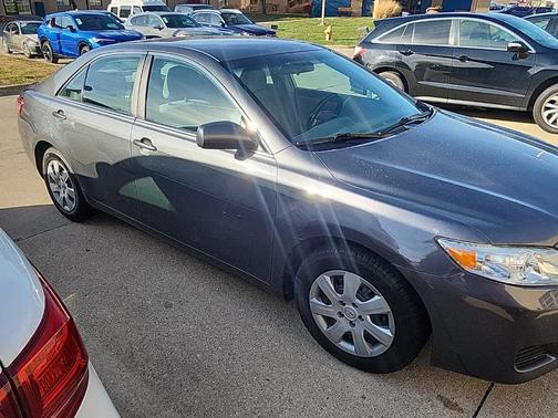 2010 Toyota Camry LE