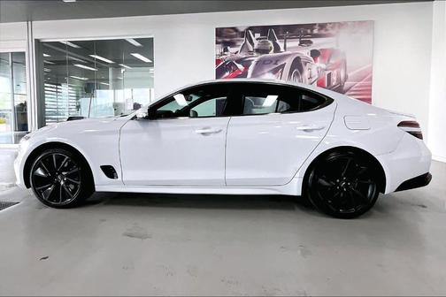 Alta White 2023 Genesis G70 2.0T