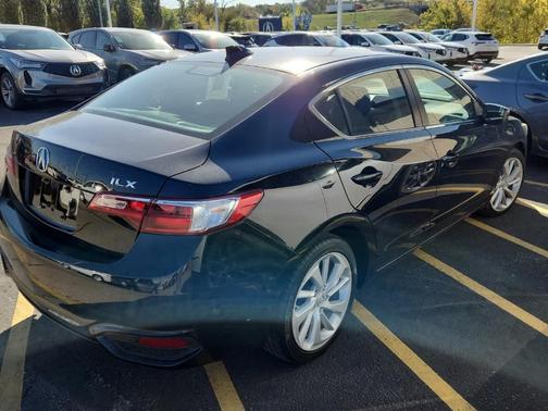2017 Acura ILX Premium Package