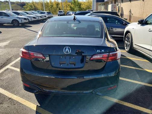 2017 Acura ILX Premium Package