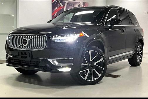 2024 Volvo XC90 B6 Plus Bright Theme 6-Seater