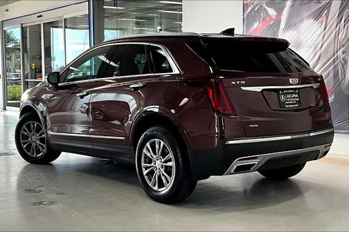 2022 Cadillac XT5 Premium Luxury