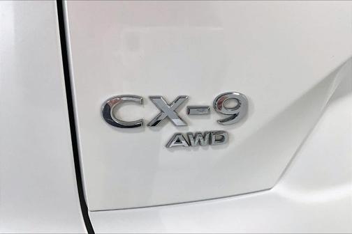 2022 Mazda CX-9 Touring Plus