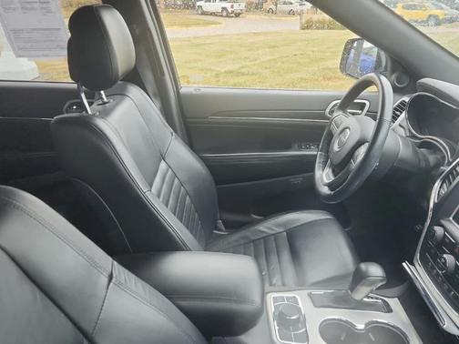 2018 Jeep Grand Cherokee Sterling Edition