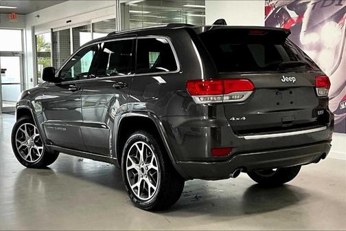 2018 Jeep Grand Cherokee Sterling Edition