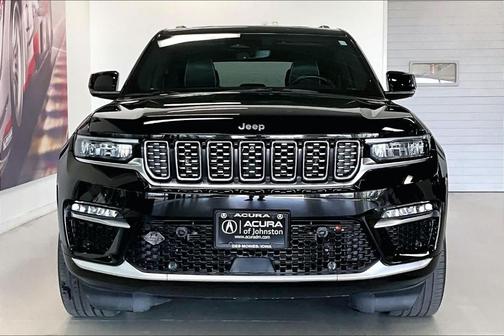Diamond Black 2022 Jeep Grand Cherokee Summit