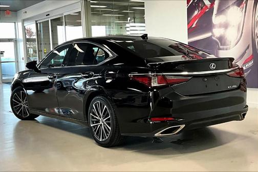 2023 Lexus ES 350 