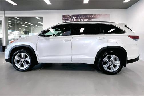 2015 Toyota Highlander Limited Platinum