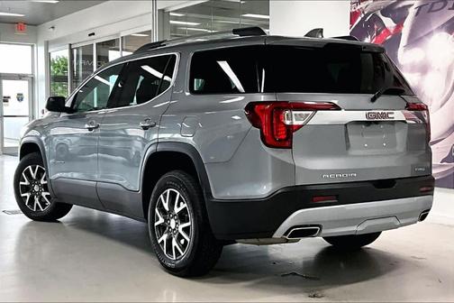 Sterling 2023 GMC Acadia SLE