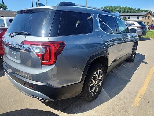 Sterling 2023 GMC Acadia SLE
