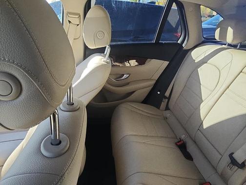 2016 Mercedes-Benz GLC-Class GLC 300 4MATIC