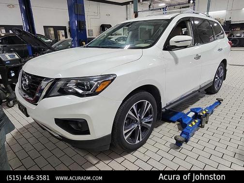 2017 Nissan Pathfinder Platinum