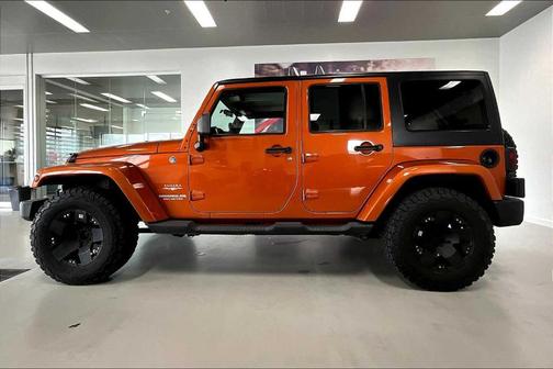 2011 Jeep Wrangler Unlimited Sahara