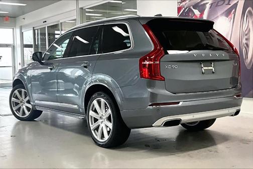 2018 Volvo XC90 T6 Inscription