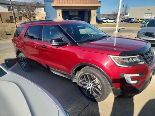 2016 Ford Explorer Sport