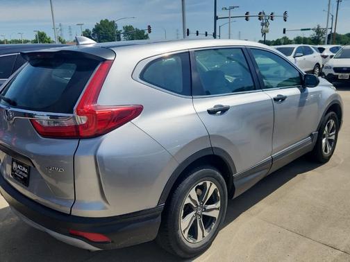 Lunar Silver Metallic 2017 Honda CR-V LX