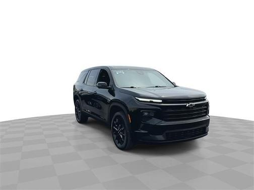 2024 Chevrolet Traverse LS