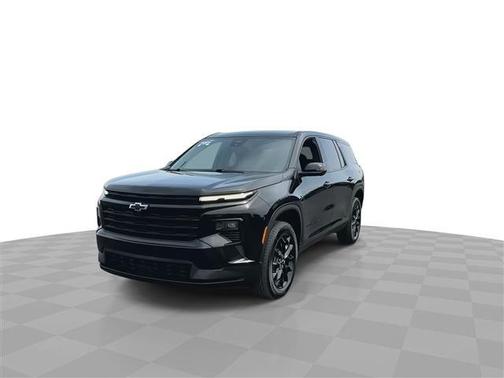 2024 Chevrolet Traverse LS