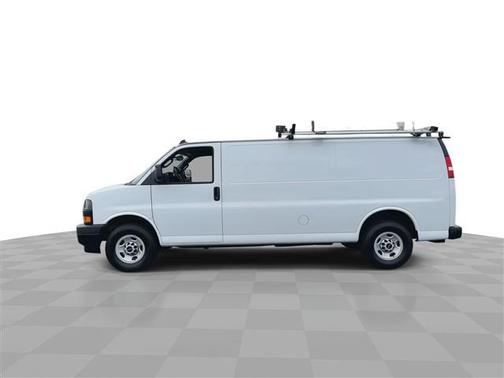 2022 GMC Savana 2500 Work Van