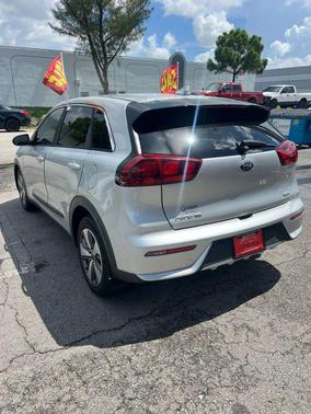 2017 Kia Niro FE