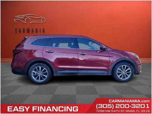 2017 Hyundai SANTA FE SE