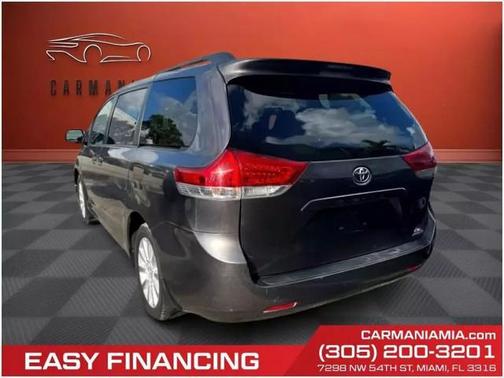 2014 Toyota Sienna LE
