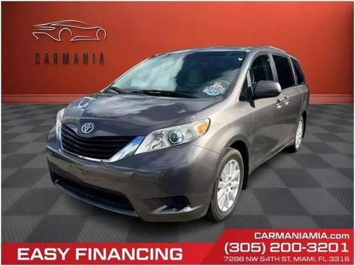 2014 Toyota Sienna LE