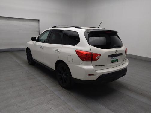 2018 Nissan Pathfinder SL