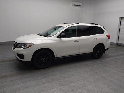 2018 Nissan Pathfinder SL