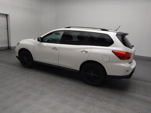 2018 Nissan Pathfinder SL