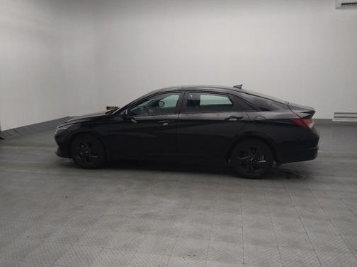 Phantom Black 2022 Hyundai ELANTRA SEL